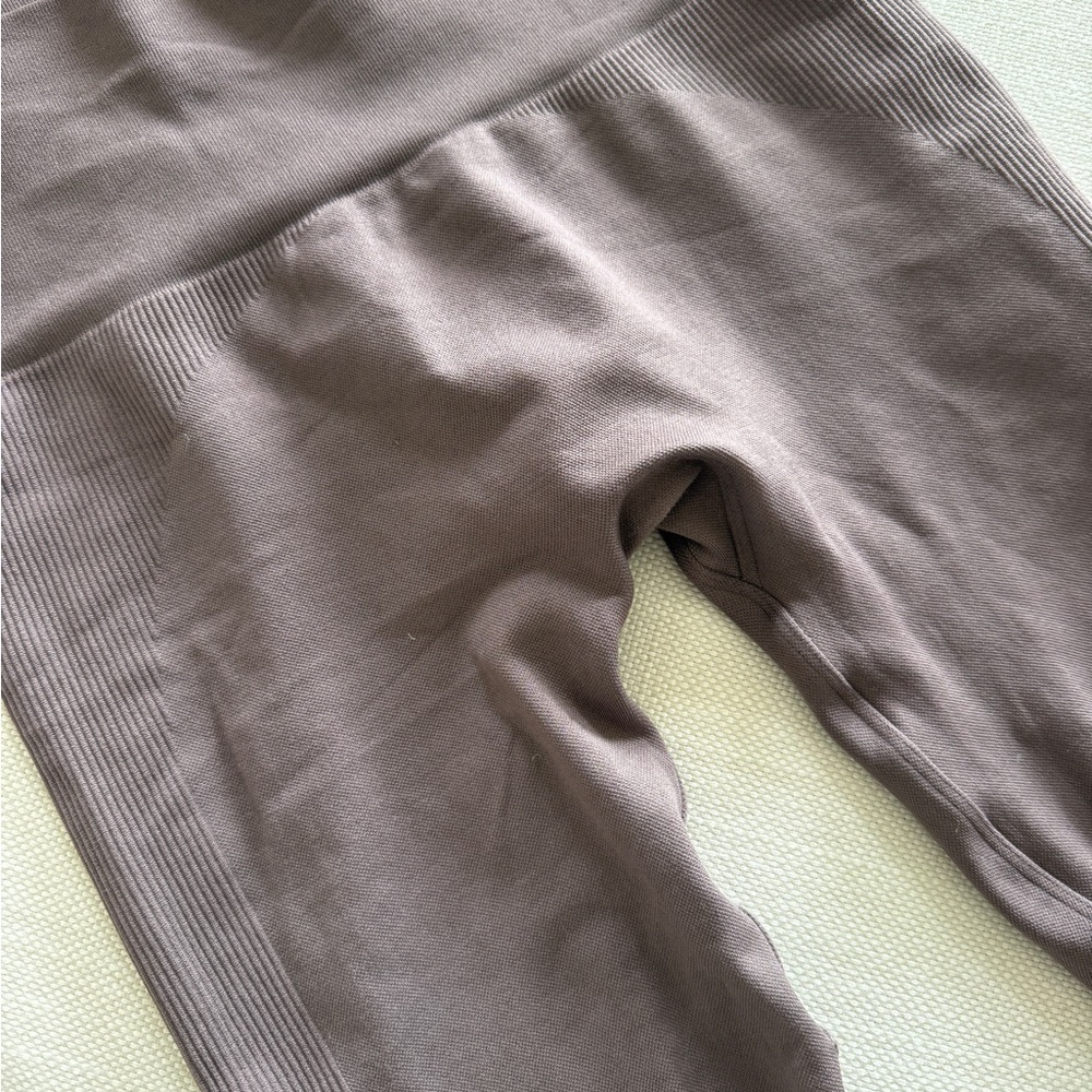 SET Active Brown Ribbed Sports Set - Picture 10 of 11